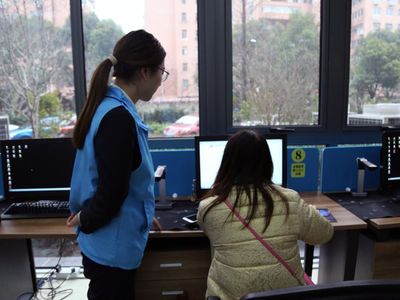 便民变化 区证照办理中心空间布局再升级，帮你省下“多头跑”的时间